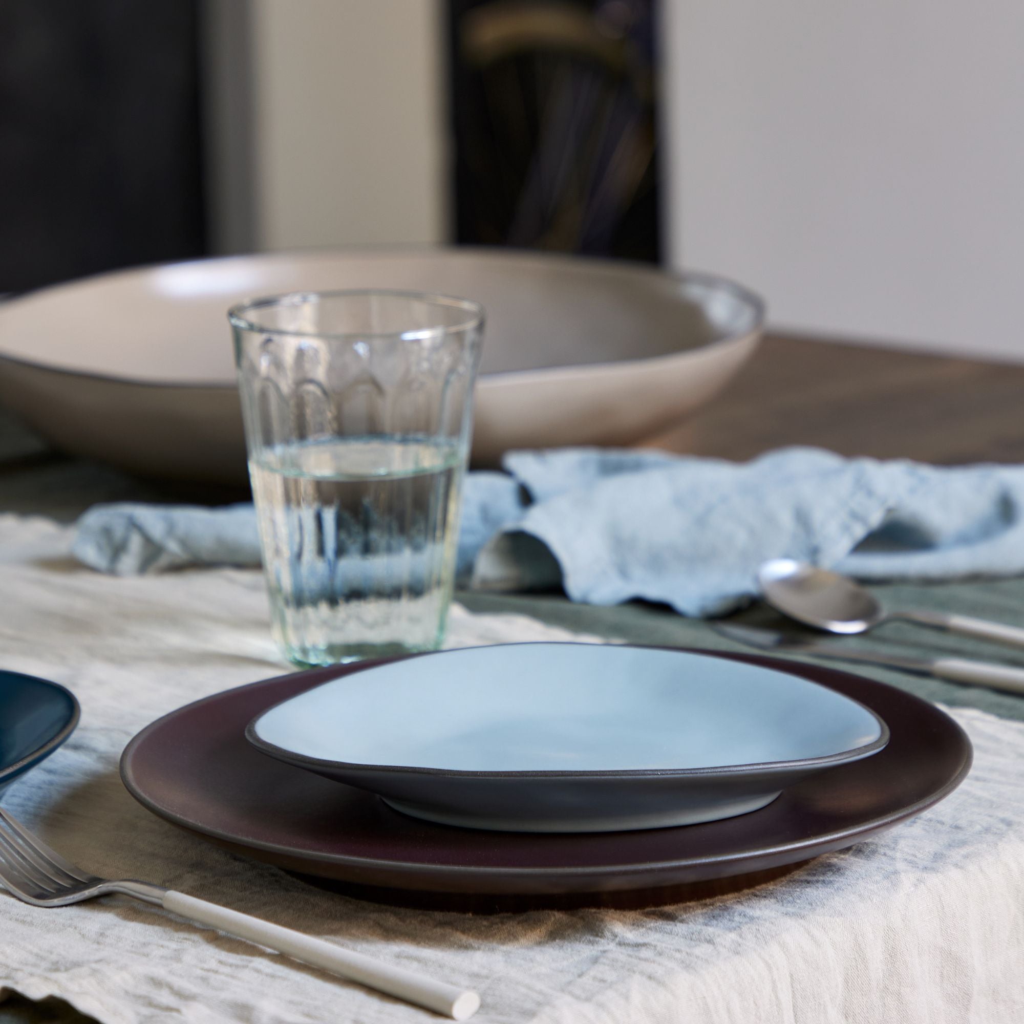 Assiette ovale Stacked - bleu ciel - 20cm