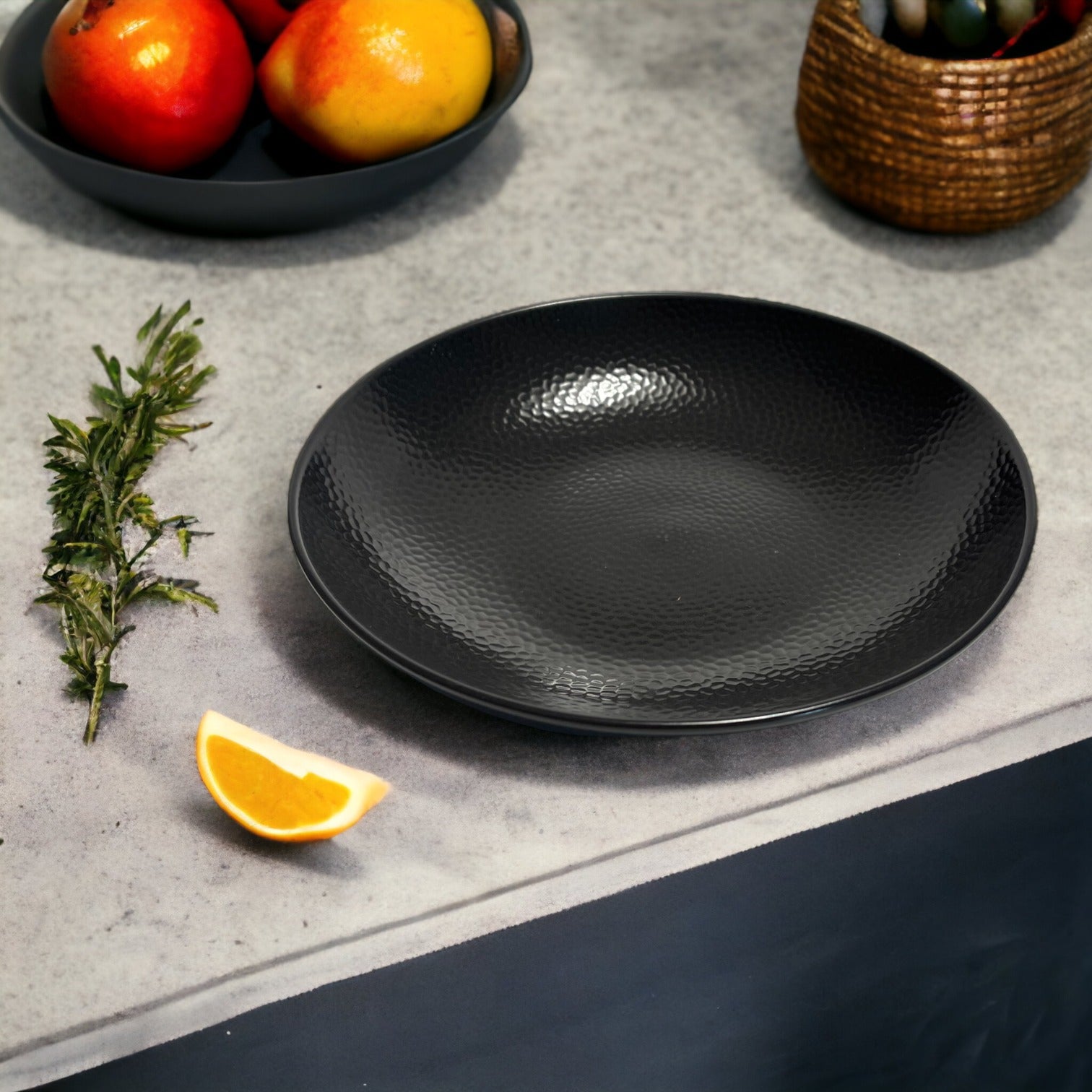 Grande assiette creuse Médard de Noblat, gris anthracite