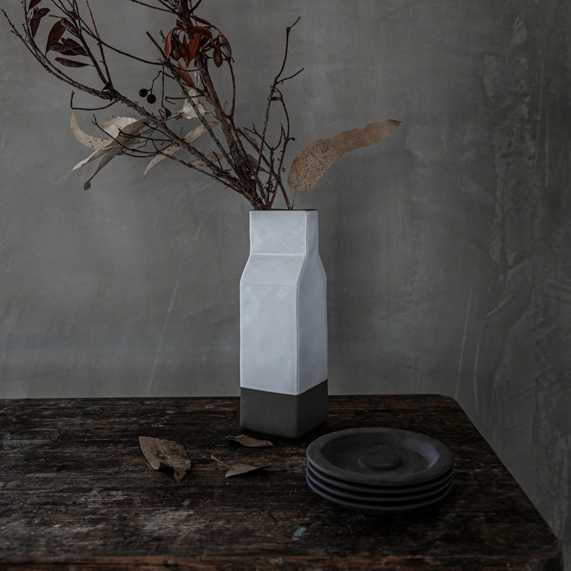 Vase blanc en Ecogres, Plano - 30cm
