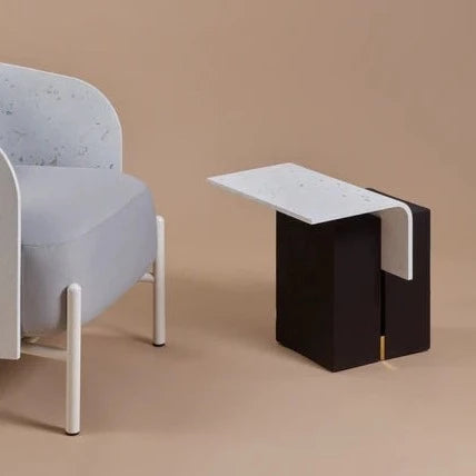 Table d'appoint GHAN 92.8 en bois et plastique recyclé