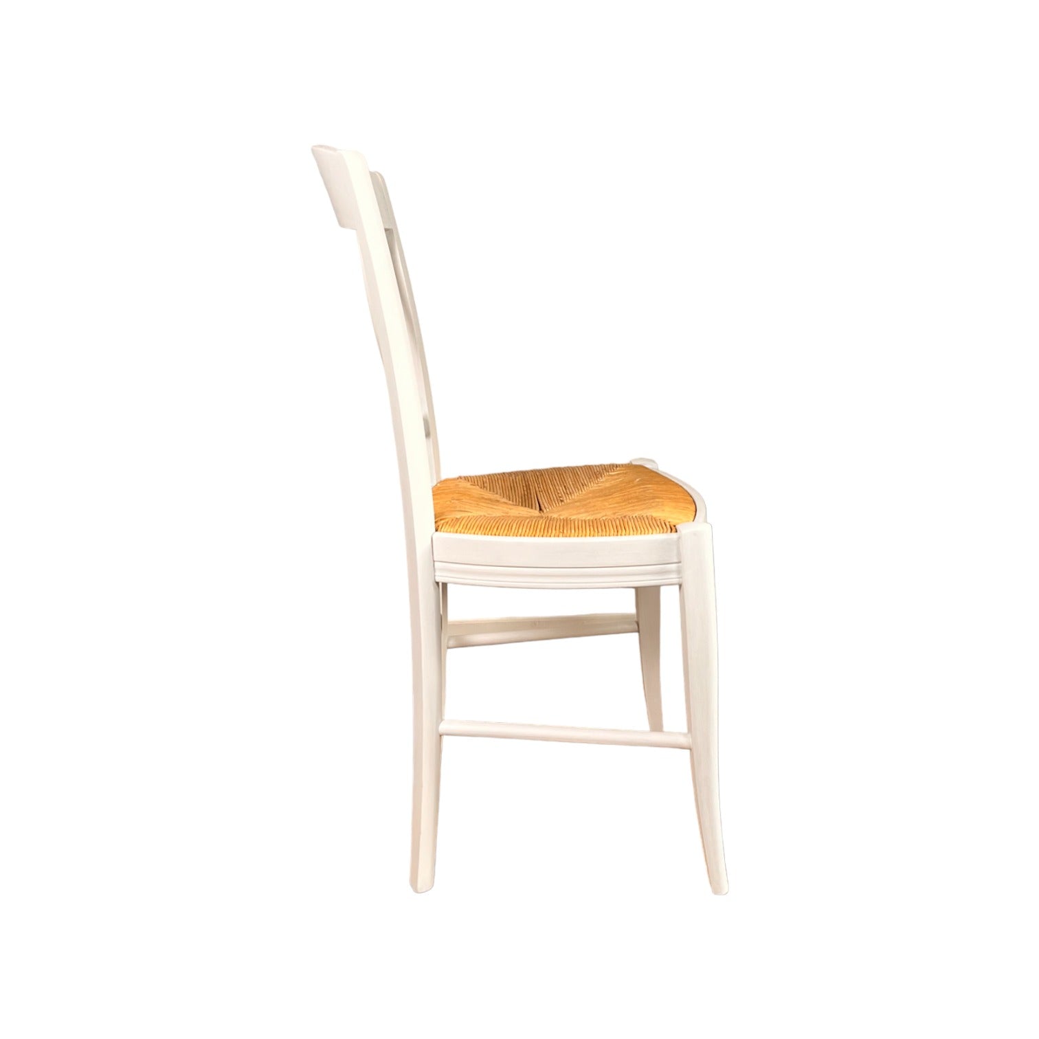 Chaise en bois blanche à paillage dossier croisé