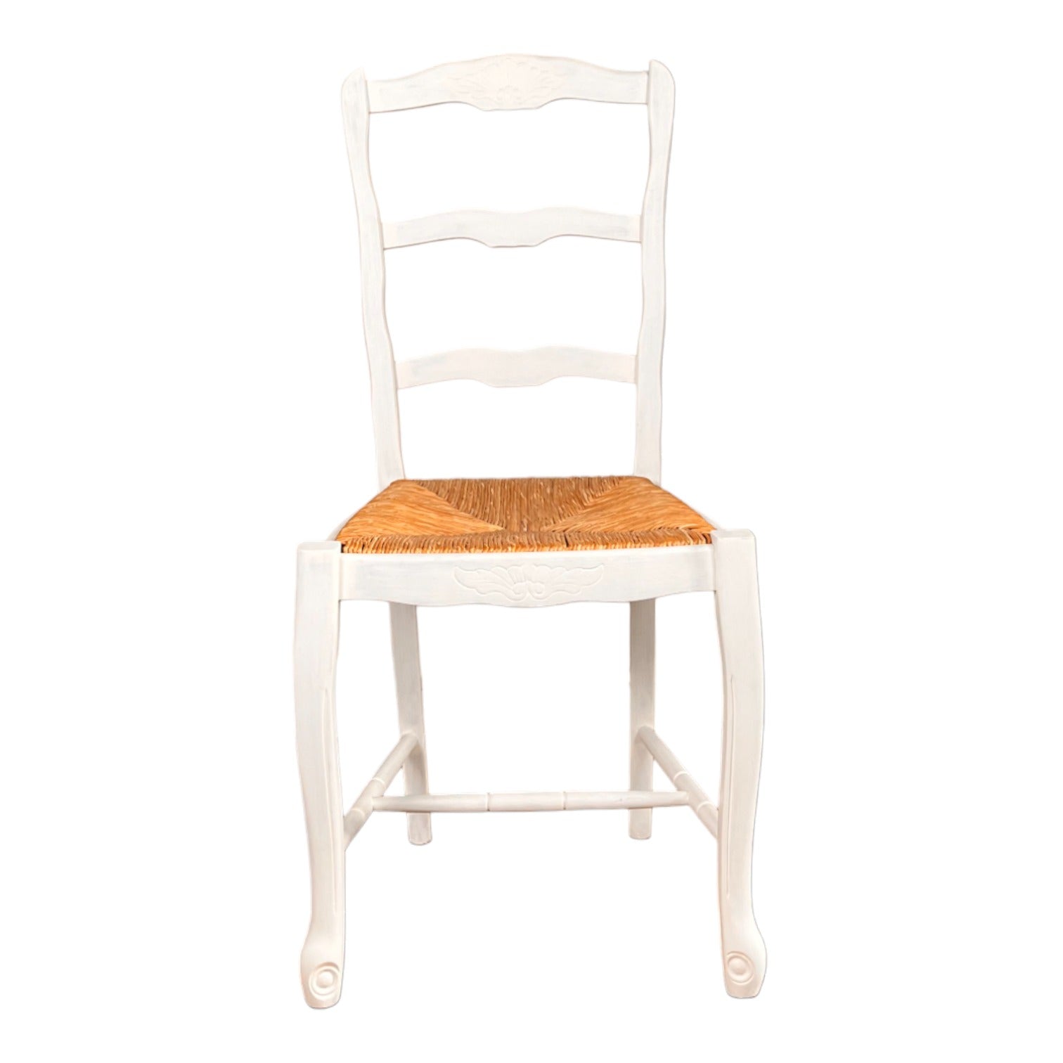 Chaise en bois blanche assise paillage