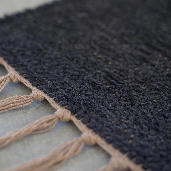 Tapis gris foncé en coton recyclé