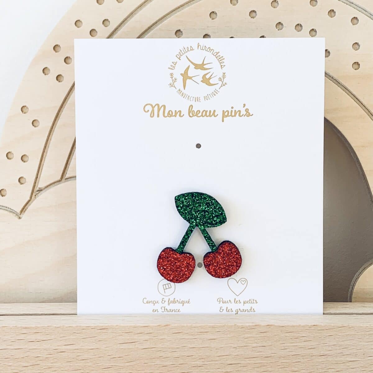 Pin's Cerises Rouge pailleté