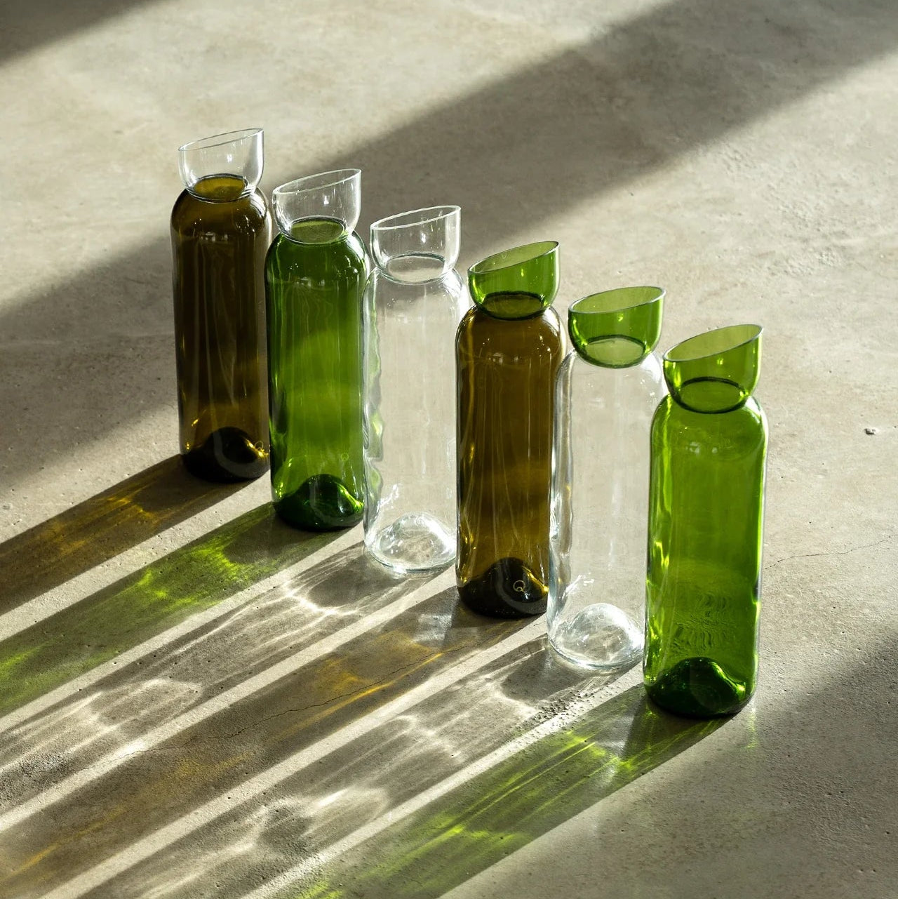Carafe verte en verre upcyclé