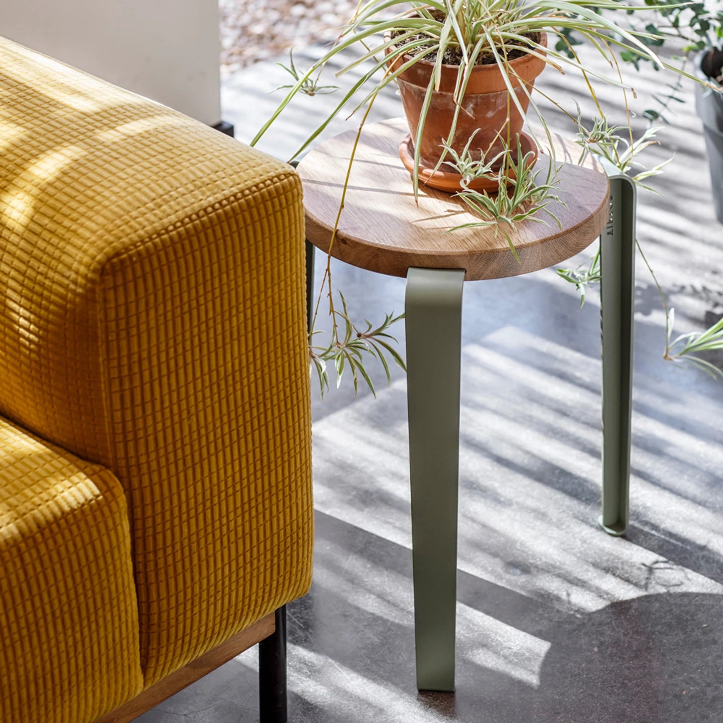 Tabouret LOU (chêne, gris eucalyptus)