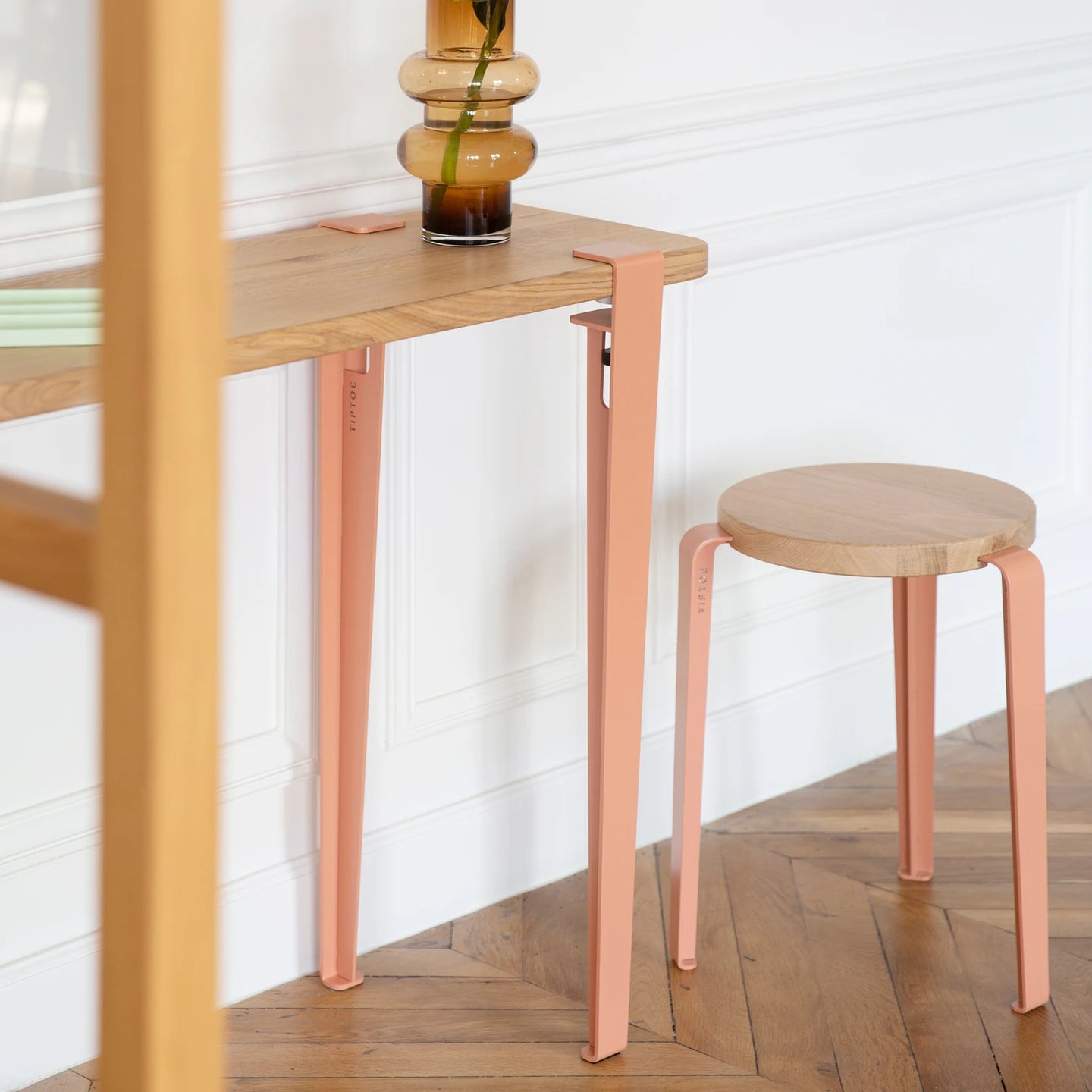 Tabouret LOU (chêne, rose cendré)