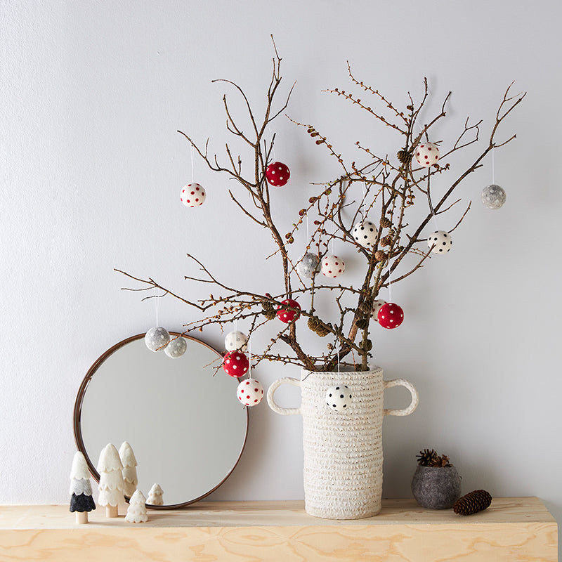 Suspension boule rouge foncé