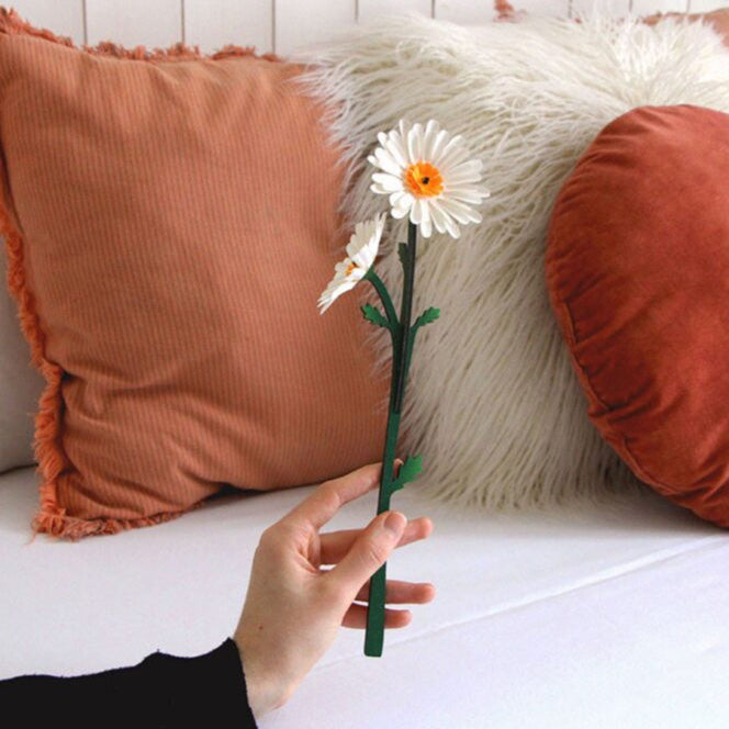 Marguerite - Construction florale en bois et papier