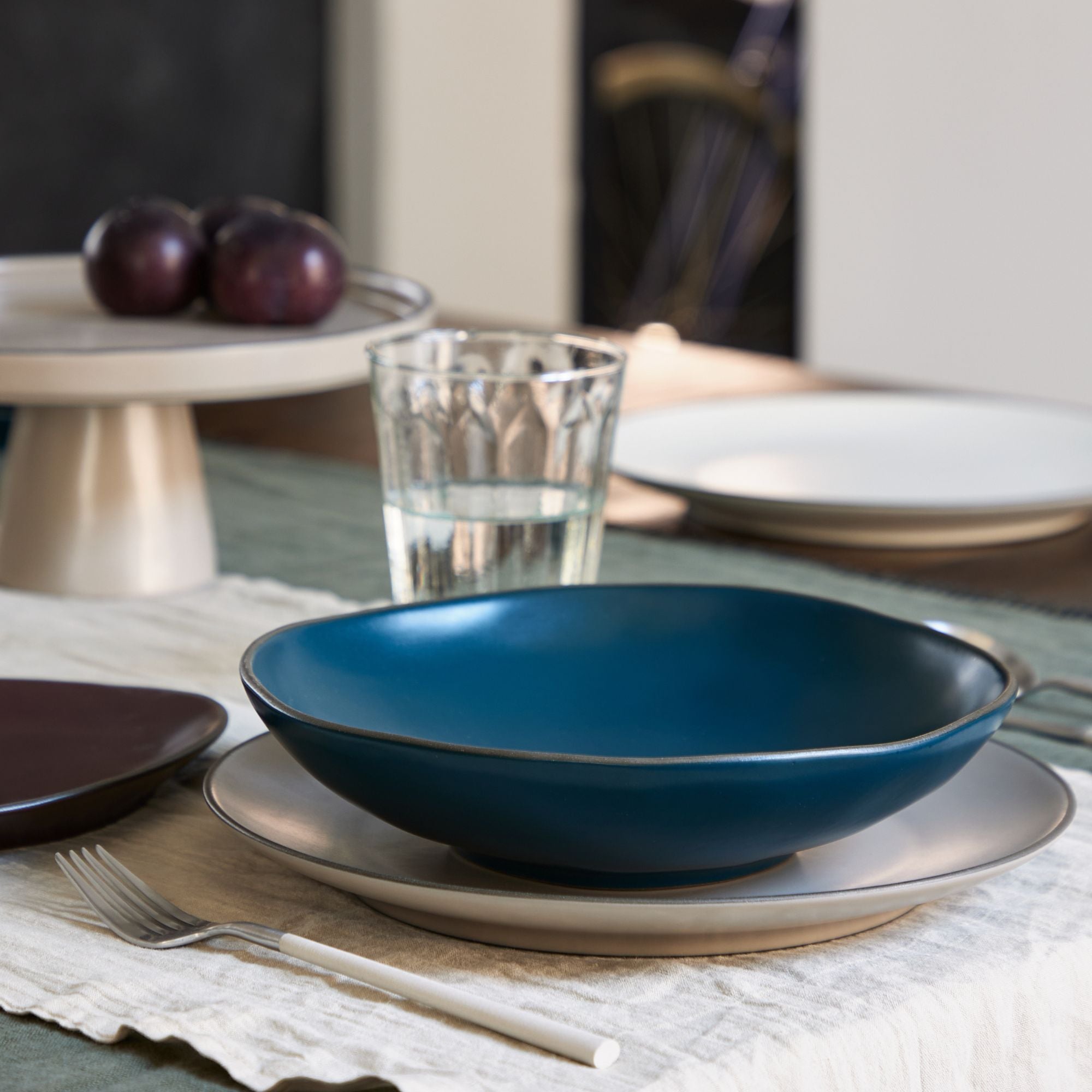 Assiette plate Stacked - crème - 27 cm