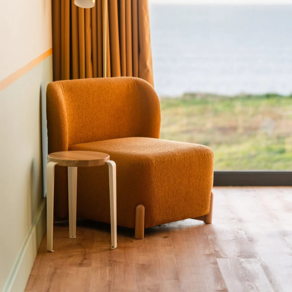 Tabouret LOU assise en chêne - Blanc Crème