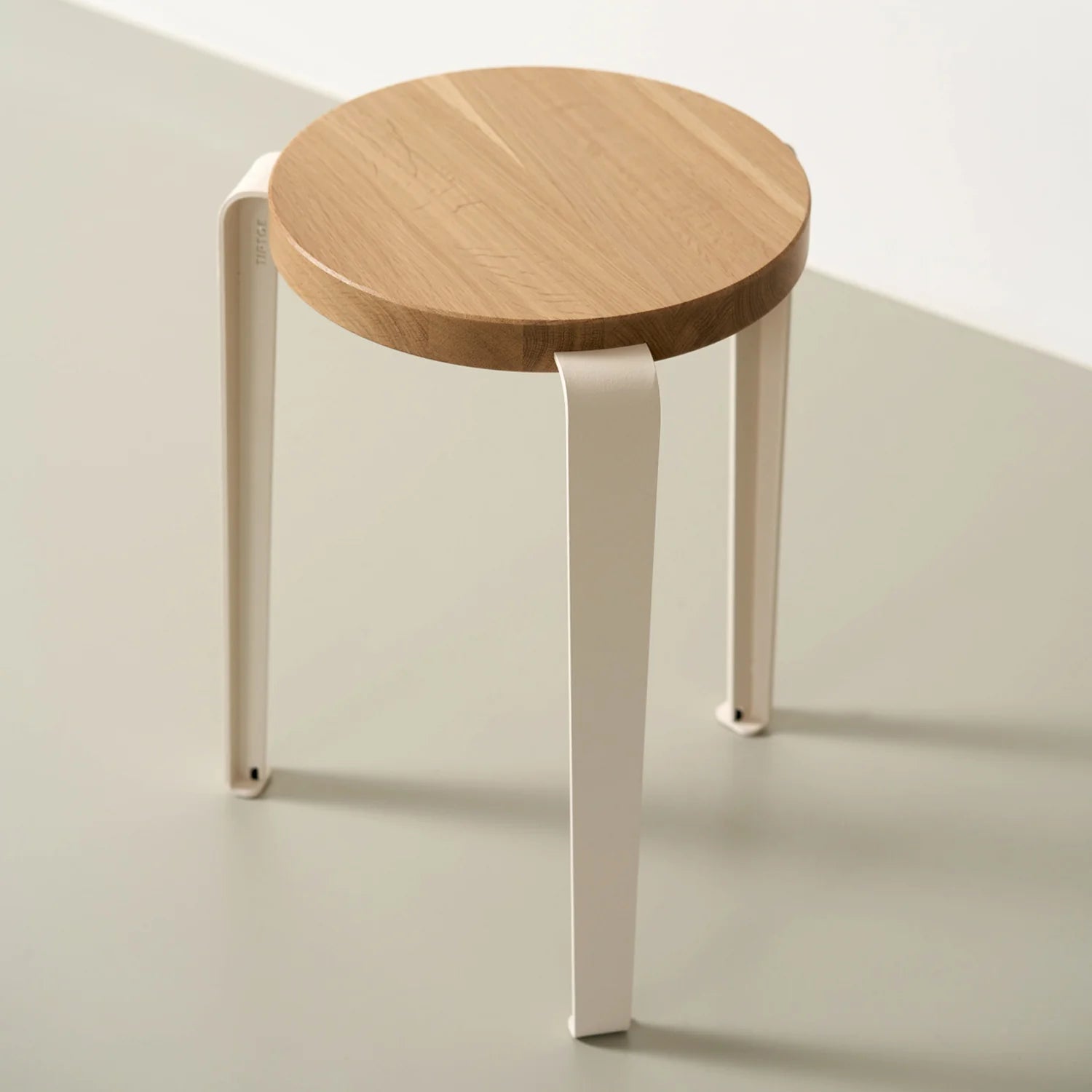 Tabouret LOU assise en chêne - Blanc Crème