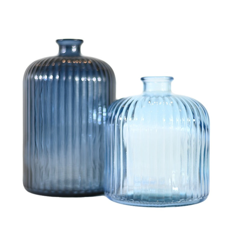 Vase strié en verre recyclé 18cm - Bleu Ciel